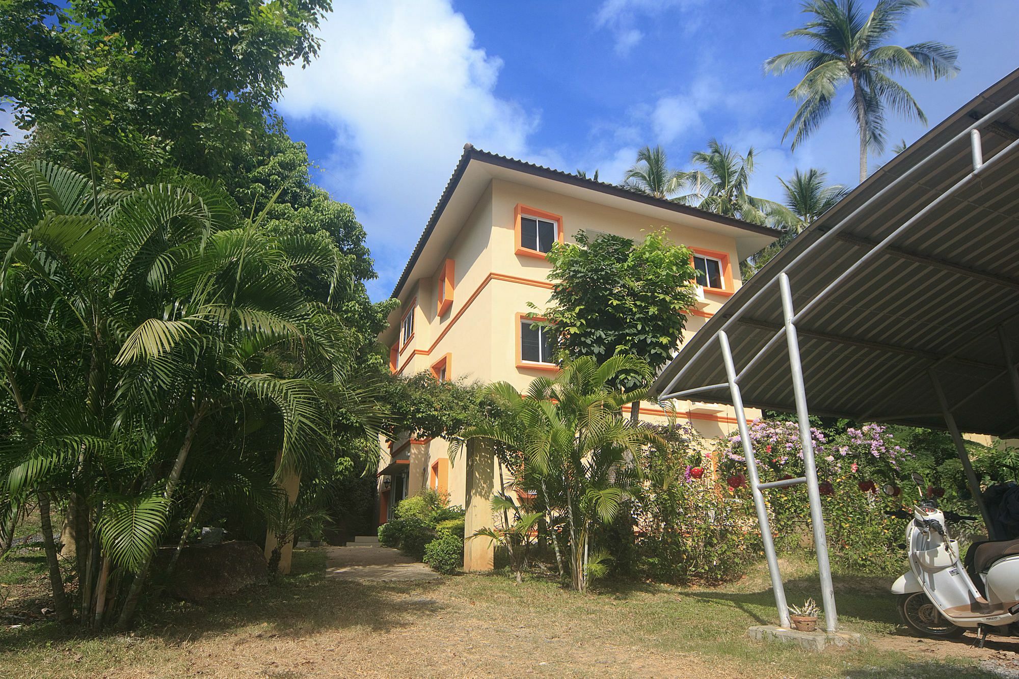 Апартаменты Chom Samui Place Ламаи-Бич Экстерьер фото